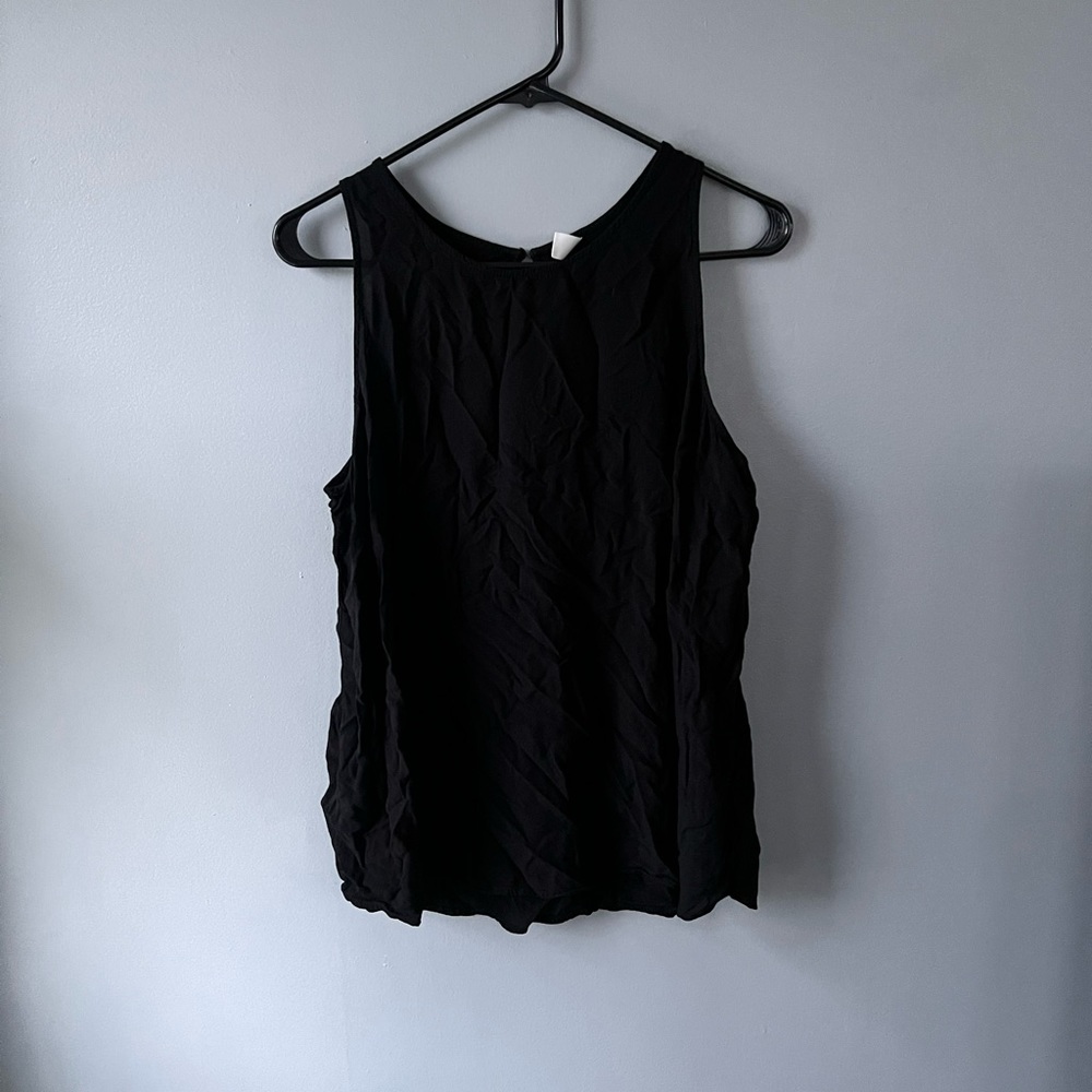 Old navy tank